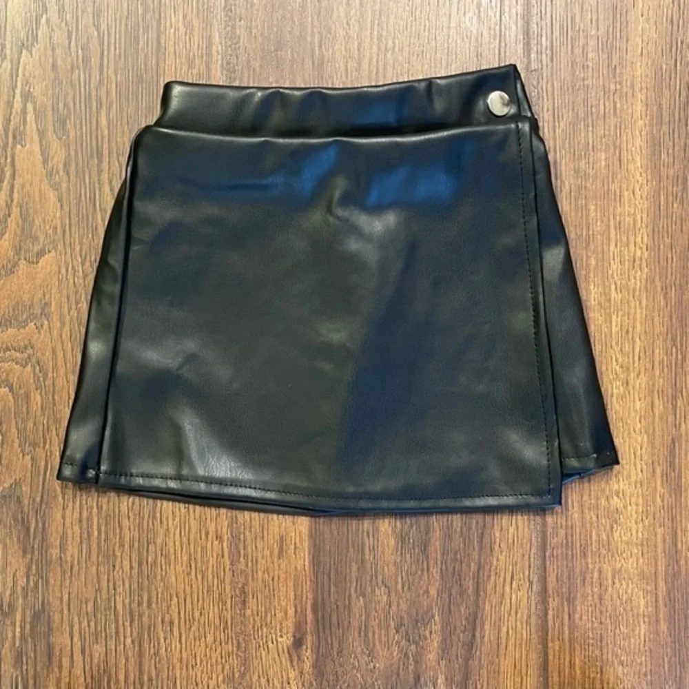 Marie Nicole Clothing 2 Piece 